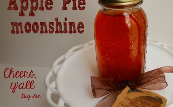 Apple Pie Moonshine - Finished