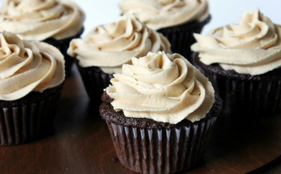 Healthier Chocolate Cupcakes