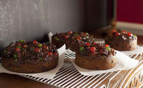 Christmas dark fruitcake - one