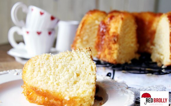 This lemon pound cake includes