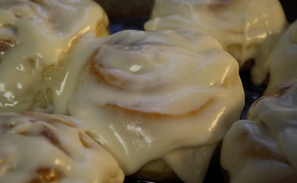Make “Cinnamon Roll French