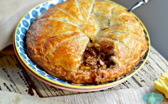 Easy beef and cheddar pie