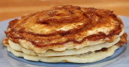 Cinnamon Roll Pancakes #recipe - RecipeGirl.com