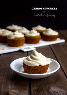 Easy Carrot Cupcakes with Cream Cheese Frosting