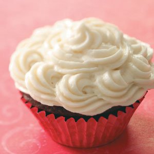 Easy Vanilla Buttercream Frosting